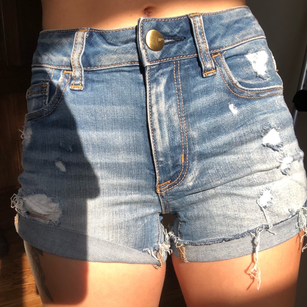 Super stretchy high rise ripped denim shorts